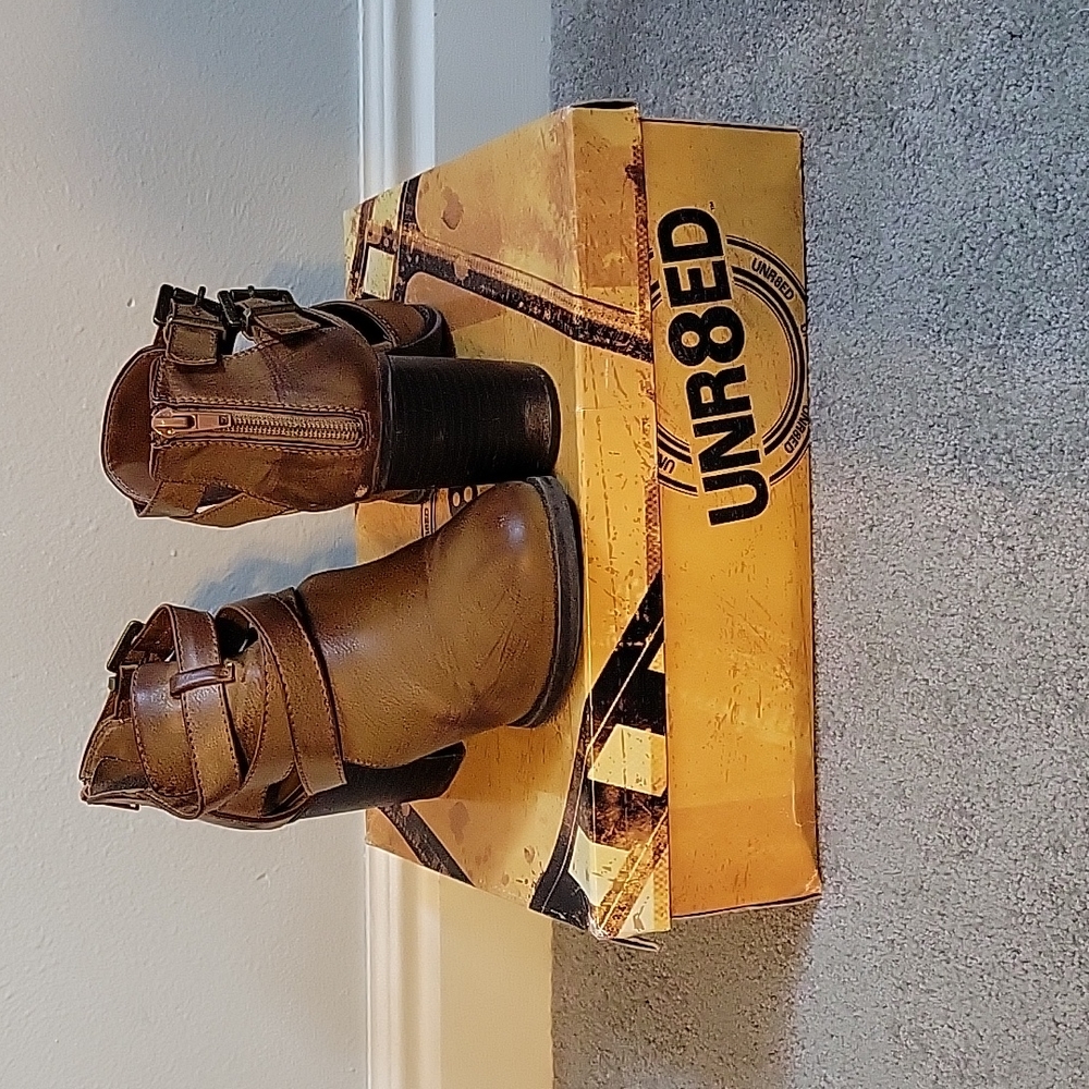Booties - Picture 4 of 4